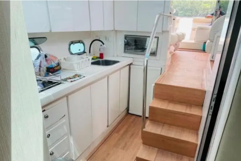 Lancha Intermarine 440